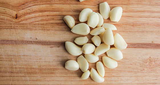 garlic lot on brown surface thumbnail