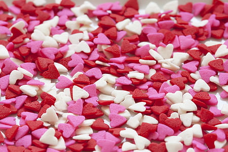 white and pink heart party favors thumbnail