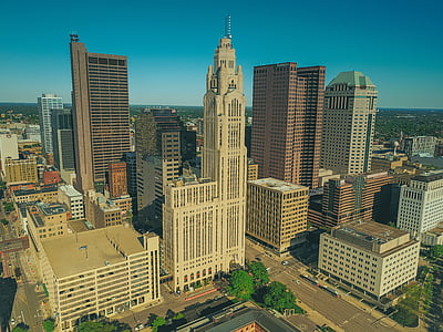 photo of high-rise buildings thumbnail