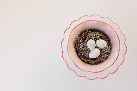 three white eggs thumbnail