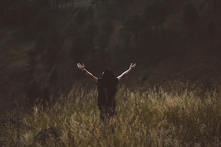 person wearing black t-shirt thumbnail