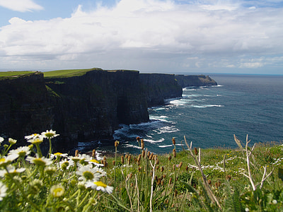 gray rock cliff at daytime thumbnail