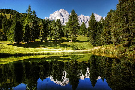 landscape photography of mountains thumbnail