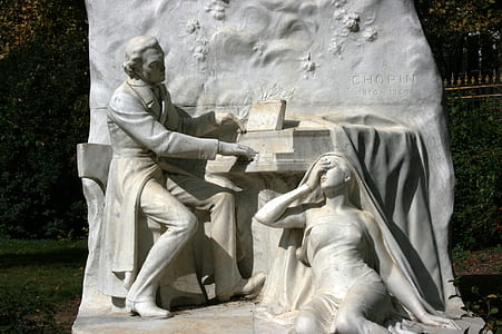 white concrete statue thumbnail