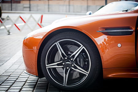 close-up photo of orange Bentley vehicle thumbnail