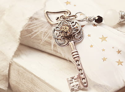 heart, metal, vintage, antique thumbnail