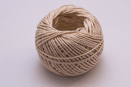 brown yarn thumbnail