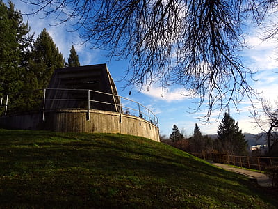 Landscape Photo of Building thumbnail