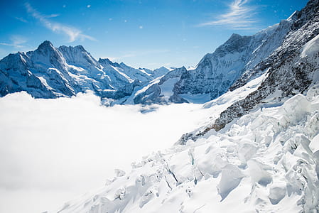 landscape photography of mountain range thumbnail