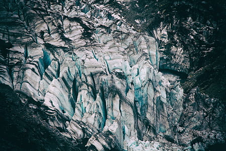 snow covered mountain thumbnail
