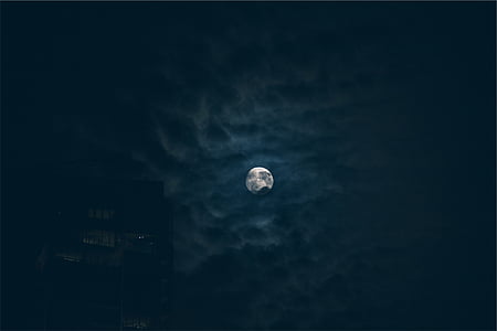 view of full moon thumbnail