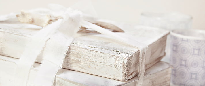 brown wooden box thumbnail