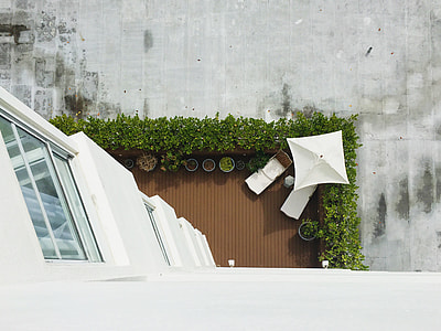 white patio umbrella thumbnail