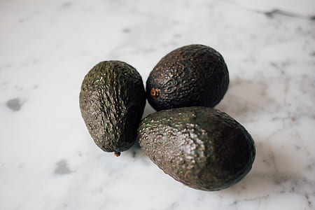 3-piece avocado fruits thumbnail