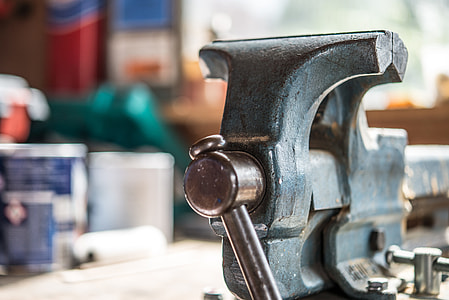black metal bench vise thumbnail