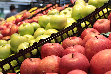 red and green apple display thumbnail