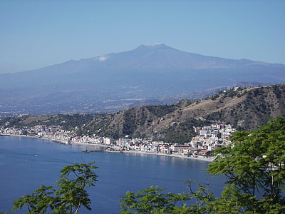 Mount Etna with the City Below thumbnail