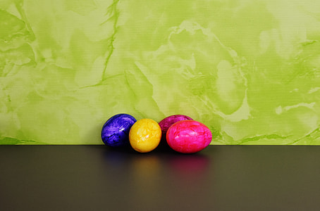 several Easter eggs thumbnail