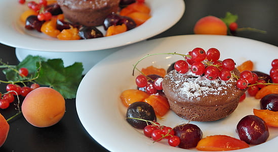 pastries with berries on top thumbnail