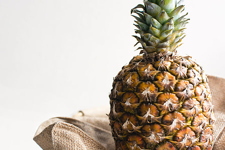 Pineapple home alone thumbnail