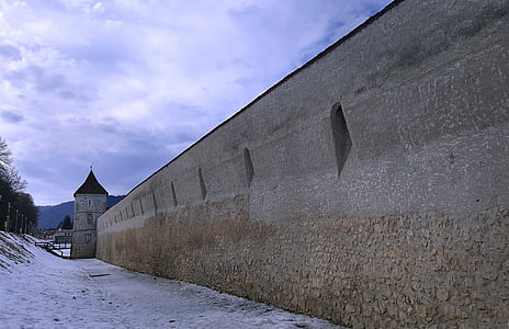 gray concrete house thumbnail