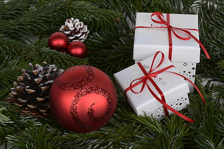 three red baubles with two white gift boxes thumbnail