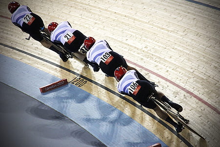 four cyclists thumbnail