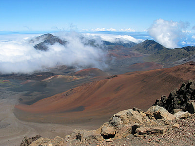 View of the visitors center in Haleakala National Park, Hawaii thumbnail