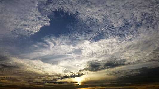 blue and white sky thumbnail