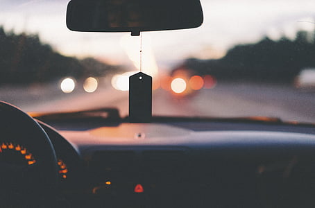 black car dashboard thumbnail
