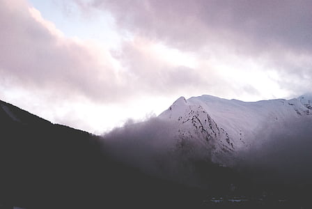 fog-covered mountain scenery thumbnail