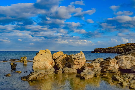brown rock formation thumbnail