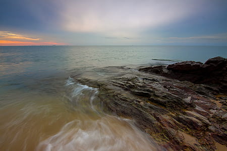 Body of Water by Land thumbnail