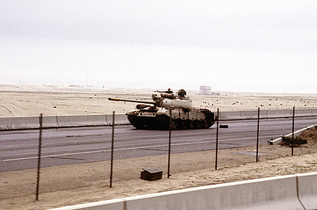 Iraqi Type 69 tank on the road into Kuwait City during the Gulf War thumbnail
