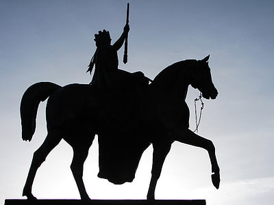 statue, queen victoria, glasgow, square, scotland, silhouette thumbnail
