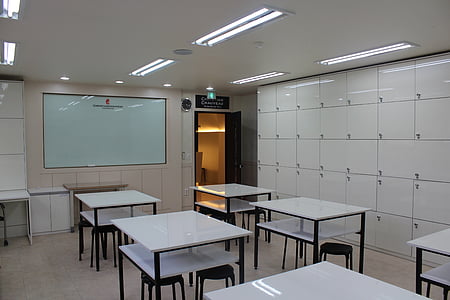 white lockers thumbnail
