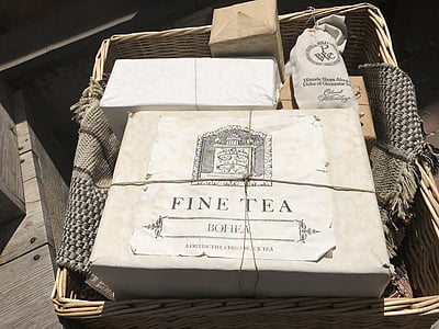 Fine Tea box on basket thumbnail
