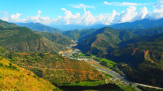 path between mountains thumbnail
