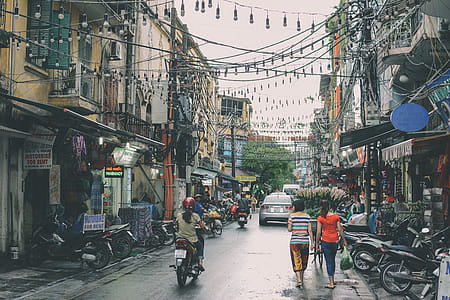 People Walking on the Street thumbnail