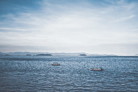 Two Boats in Ocean thumbnail