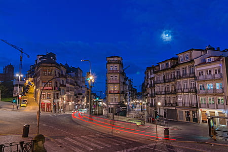 long exposure photography of grey concrete buildings thumbnail