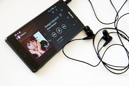 Sony smartphone playing Orange Colored Si MP3 thumbnail