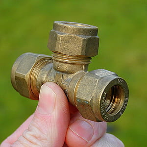 brass-colored t-pipe thumbnail
