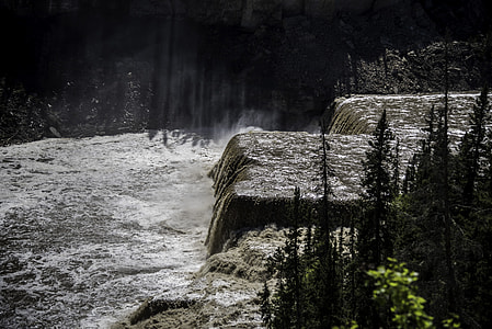 Far Off View of Louise Falls thumbnail