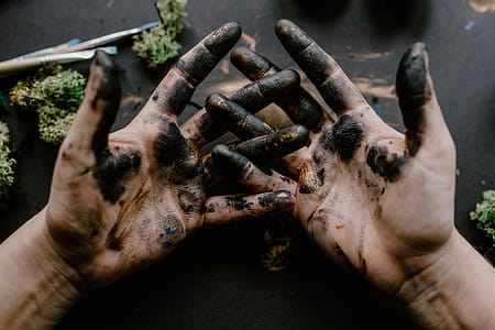 Messy painted hands of a painting artist thumbnail