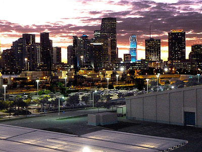 city building nights thumbnail