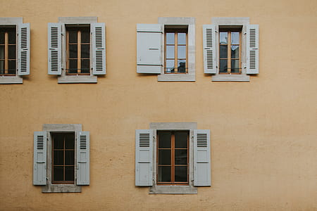 yellow concrete building thumbnail