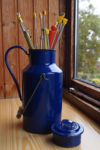 gray metal rods in blue metal container thumbnail