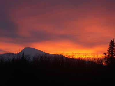 brown and white mountain thumbnail