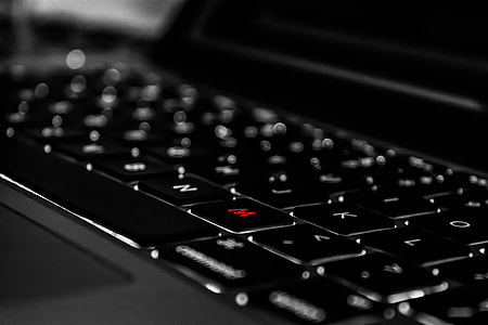 black laptop computer thumbnail